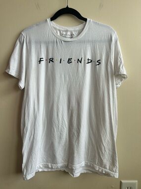 Friends TV Show White Unisex Graphic T-Shirt L